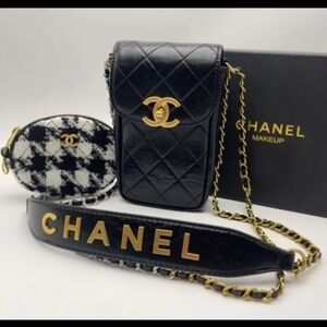 Chanel Black Quilted Crossbody Phone Pouch with Coin Case